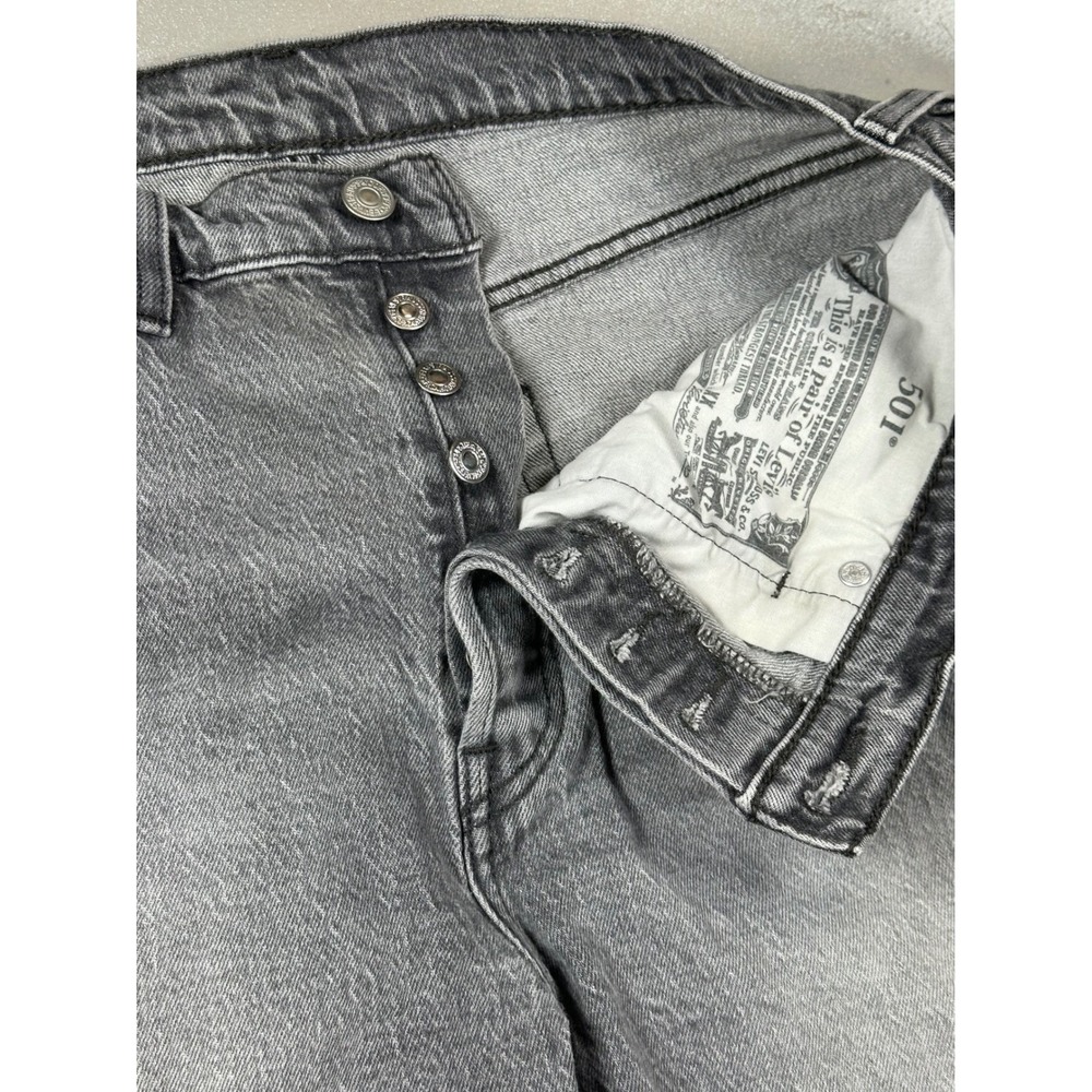 Levis 501 Original Fit Gray Denim High Rise Straight Leg Mom Jeans W32 L30